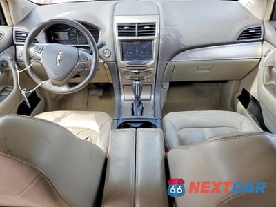 Zdjęcie 8 z 13 samochodu: 2012 LINCOLN MKX VIN:2LMDJ6JK4CBL17574 - miniatura