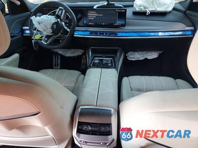 Zdjęcie 8 z 12 samochodu: 2024 BMW 740 I VIN:WBA23EH03RCS10960 - miniatura