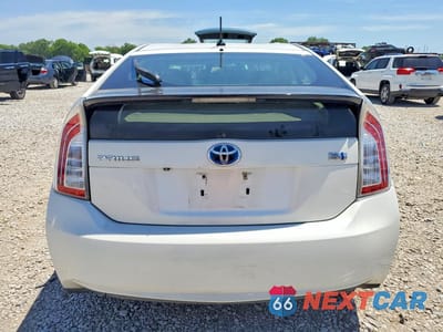 Zdjęcie 6 z 12 samochodu: 2012 TOYOTA PRIUS THREE VIN:JTDKN3DU4C0335453 - miniatura