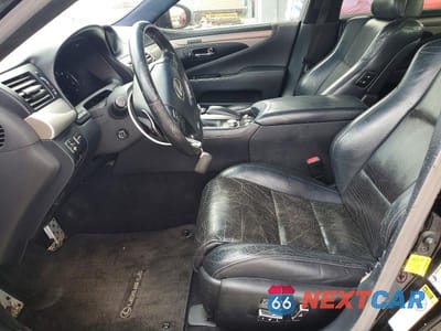 Zdjęcie 7 z 13 samochodu: 2014 LEXUS LS 460 VIN:JTHBL5EFXE5131651 - miniatura