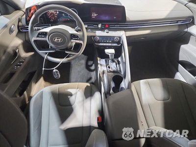 Zdjęcie 8 z 12 samochodu: 2024 HYUNDAI ELANTRA SEL VIN:KMHLM4DG0RU677647 - miniatura