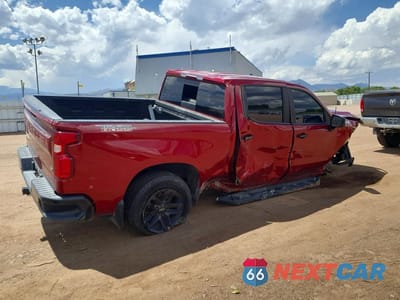 Trzecie zdjęcie samochodu z tyłu: 2019 CHEVROLET SILVERADO K1500 LT TRAIL BOSS VIN:3GCPYFED3KG289637 - miniatura
