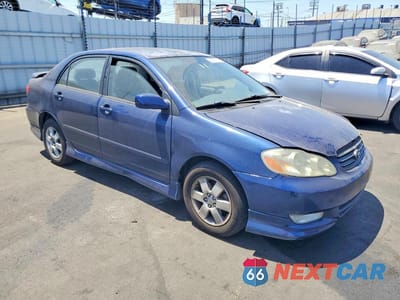 Czwarte zdjęcie samochodu z boku: 2003 TOYOTA COROLLA S VIN:1NXBR32E33Z035939 - miniatura