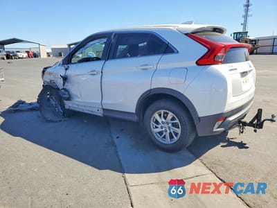 Drugie zdjęcie samochodu z przodu: 2019 MITSUBISHI ECLIPSE CROSS ES VIN:JA4AT3AAXKZ040583 - miniatura