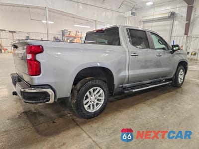 Trzecie zdjęcie samochodu z tyłu: 2026 CHEVROLET SILVERADO K1500 LT VIN:2GCUKDED9T1112948 - miniatura