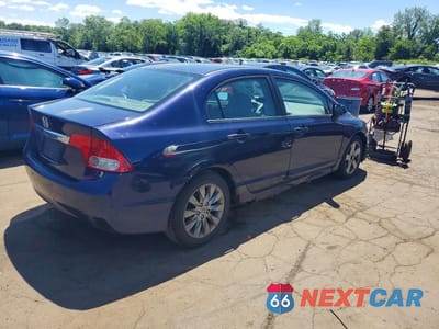 Trzecie zdjęcie samochodu z tyłu: 2009 HONDA CIVIC EX VIN:19XFA16879E045466 - miniatura
