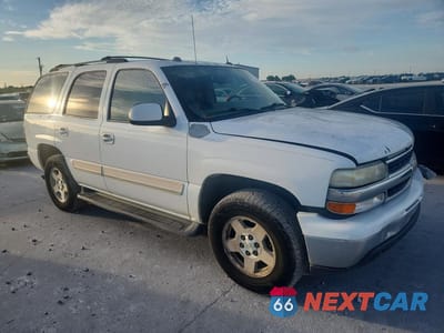 Czwarte zdjęcie samochodu z boku: 2005 CHEVROLET TAHOE C1500 VIN:1GNEC13T75R218939 - miniatura