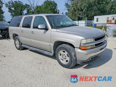 Czwarte zdjęcie samochodu z boku: 2006 CHEVROLET SUBURBAN C1500 VIN:3GNEC16Z06G113662 - miniatura