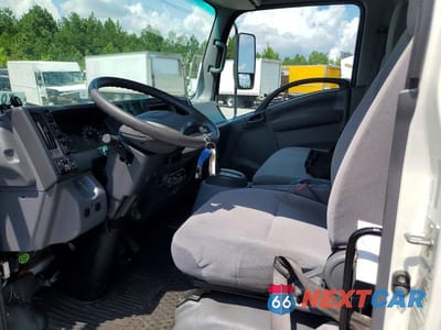 Zdjęcie 7 z 12 samochodu: 2022 ISUZU NRR BOX TRUCK VIN:54DE5W1L8NSR00042 - miniatura