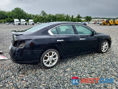 Trzecie zdjęcie samochodu z tyłu: 2013 NISSAN MAXIMA 3.5 SV VIN:1N4AA5AP8DC848065 - miniatura