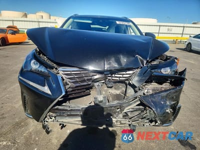 Piąte zdjęcie samochodu w środku: 2018 LEXUS NX 300H VIN:JTJBJRBZ2J2082371 - miniatura