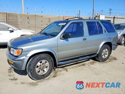 1999 NISSAN PATHFINDER XE JN8AR05S8XW290410 - główne zdjęcie licytacji z USA - miniatura