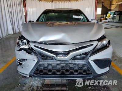 Piąte zdjęcie samochodu w środku: 2021 TOYOTA CAMRY SE VIN:4T1G11BK1MU032885 - miniatura