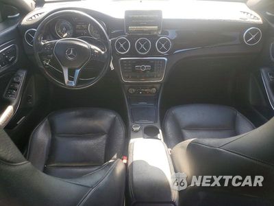 Zdjęcie 8 z 12 samochodu: 2014 MERCEDES-BENZ CLA 250 VIN:WDDSJ4EB9EN059605 - miniatura