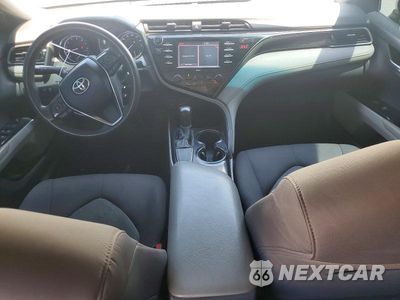 Zdjęcie 8 z 12 samochodu: 2020 TOYT CAMRY VIN:4T1C11AK8LU883256 - miniatura