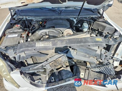 Zdjęcie 12 z 13 samochodu: 2007 GMC YUKON XL DENALI VIN:1GKFK66857J377551 - miniatura