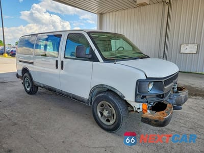 Czwarte zdjęcie samochodu z boku: 2007 CHEVROLET EXPRESS DELIVERY VAN VIN:1GCFG15X971226141 - miniatura