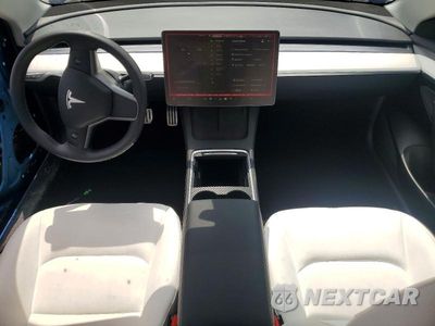 Zdjęcie 8 z 13 samochodu: 2023 TESLA MODEL 3 VIN:5YJ3E1EC9PF472300 - miniatura