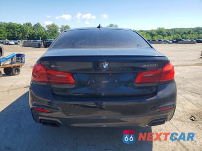 Zdjęcie 6 z 13 samochodu: 2018 BMW M550XI VIN:WBAJB9C59JB036105 - miniatura