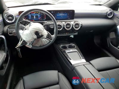 Zdjęcie 8 z 12 samochodu: 2025 MERCEDES-BENZ CLA 250 VIN:W1K5J4GB3SN532355 - miniatura