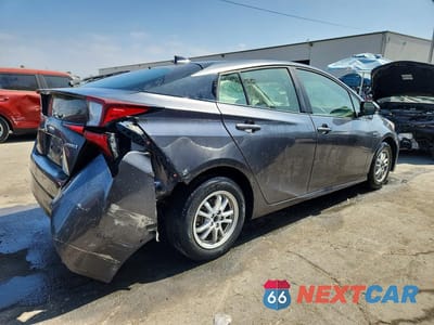 Trzecie zdjęcie samochodu z tyłu: 2021 TOYOTA PRIUS LE VIN:JTDKAMFUXM3150953 - miniatura