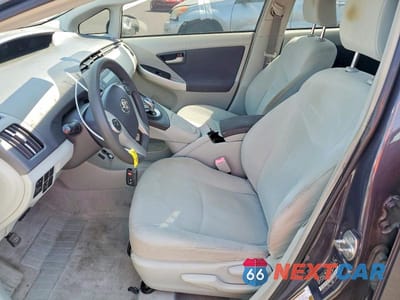 Zdjęcie 7 z 12 samochodu: 2010 TOYOTA PRIUS III VIN:JTDKN3DU1A0051307 - miniatura