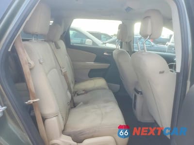 Zdjęcie 11 z 13 samochodu: 2019 DODGE JOURNEY SE VIN:3C4PDCBB0KT857296 - miniatura
