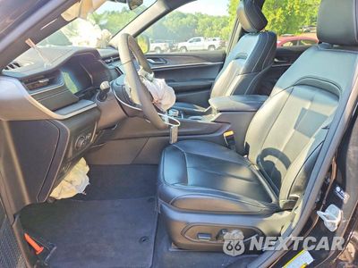 Zdjęcie 7 z 13 samochodu: 2025 JEEP GRAND CHEROKEE LIMITED VIN:1C4RJHBG4SC268032 - miniatura
