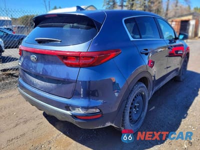 Czwarte zdjęcie samochodu z boku: 2020 KIA SPORTAGE LX VIN:KNDPMCAC2L7807578 - miniatura