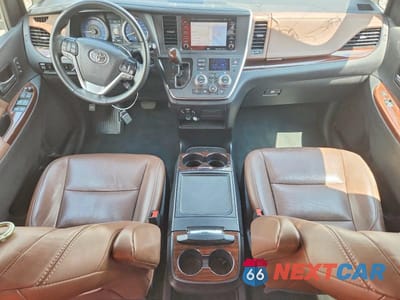 Zdjęcie 8 z 13 samochodu: 2019 TOYOTA SIENNA LIMITED 7-PASSENGER VIN:5TDYZ3DC1KS999095 - miniatura
