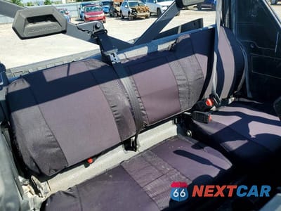Piąte zdjęcie samochodu w środku: 2025 POLARIS RANGER XP 1000 UTILITY VEHICLE VIN:4XARR399XS8784036 - miniatura