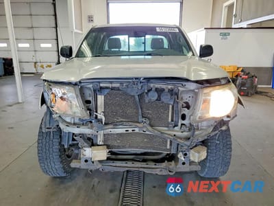Piąte zdjęcie samochodu w środku: 2007 TOYOTA TACOMA ACCESS CAB VIN:5TEUU42N47Z426208 - miniatura