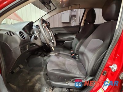 Zdjęcie 7 z 13 samochodu: 2017 MITSUBISHI MIRAGE ES VIN:ML32A3HJ8HH008755 - miniatura