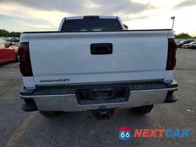 Zdjęcie 6 z 12 samochodu: 2019 GMC SIERRA K3500 VIN:1GT42TCYXKF177699 - miniatura