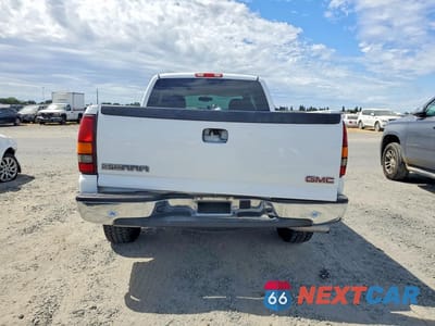 Zdjęcie 6 z 13 samochodu: 2003 GMC NEW SIERRA C1500 VIN:2GTEC19V631305996 - miniatura