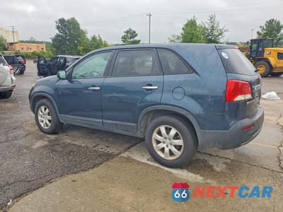 Drugie zdjęcie samochodu z przodu: 2011 KIA SORENTO VIN:5XYKT3A1XBG148713 - miniatura