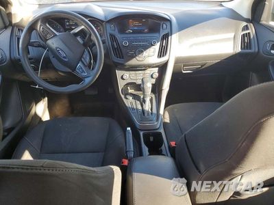 Zdjęcie 8 z 12 samochodu: 2018 FORD FOCUS SE VIN:1FADP3F20JL245670 - miniatura