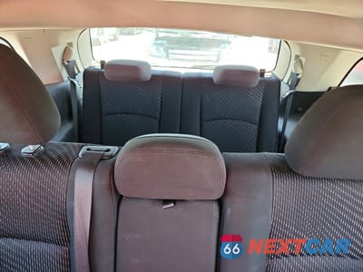 Zdjęcie 10 z 13 samochodu: 2018 DODGE JOURNEY SE VIN:3C4PDCAB4JT242945 - miniatura