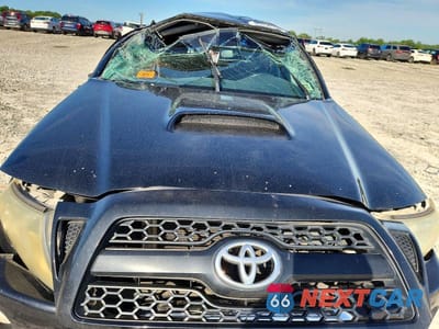 Zdjęcie 11 z 12 samochodu: 2011 TOYOTA TACOMA DOUBLE CAB VIN:3TMLU4EN5BM057677 - miniatura