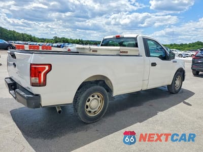 Trzecie zdjęcie samochodu z tyłu: 2016 FORD F150 VIN:1FTMF1C81GKD86126 - miniatura