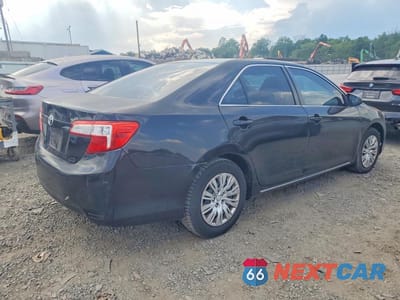 Trzecie zdjęcie samochodu z tyłu: 2012 TOYOTA CAMRY LE VIN:4T1BF1FK2CU124284 - miniatura