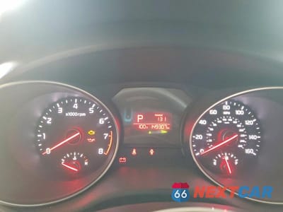 Zdjęcie 9 z 13 samochodu: 2015 KIA SEDONA LX VIN:KNDMB5C13F6073687 - miniatura