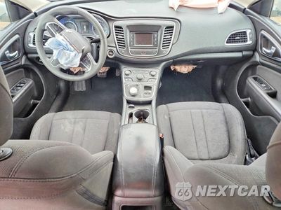 Zdjęcie 8 z 12 samochodu: 2016 CHRYSLER 200 LIMITED VIN:1C3CCCAB7GN177491 - miniatura
