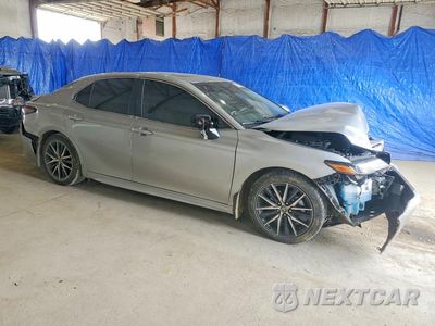 Czwarte zdjęcie samochodu z boku: 2023 TOYOTA CAMRY SE VIN:4T1S11AK6PU140550 - miniatura