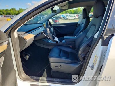 Zdjęcie 7 z 13 samochodu: 2023 TESLA MODEL Y VIN:7SAYGDEE7PA058757 - miniatura