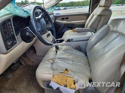 Zdjęcie 7 z 13 samochodu: 2000 CHEVROLET SUBURBAN K1500 VIN:3GNFK16T4YG116599 - miniatura