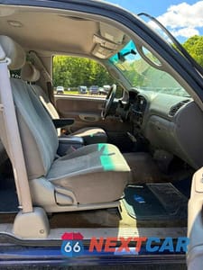 Piąte zdjęcie samochodu w środku: 2000 TOYOTA TUNDRA SR5 VIN:5TBBT4410YS034872 - miniatura