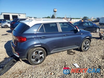 Trzecie zdjęcie samochodu z tyłu: 2025 HYUNDAI VENUE LIMITED VIN:KMHRC8A38SU356614 - miniatura
