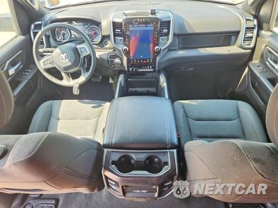 Zdjęcie 8 z 12 samochodu: 2024 RAM 1500 BIG HORN/LONE STAR VIN:1C6SRFFT0RN210950 - miniatura