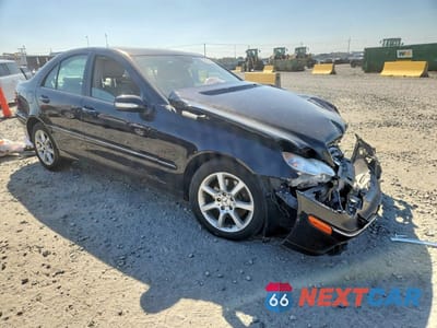 Czwarte zdjęcie samochodu z boku: 2007 MERCEDES-BENZ C 280 4MATIC VIN:WDBRF92H17F887627 - miniatura